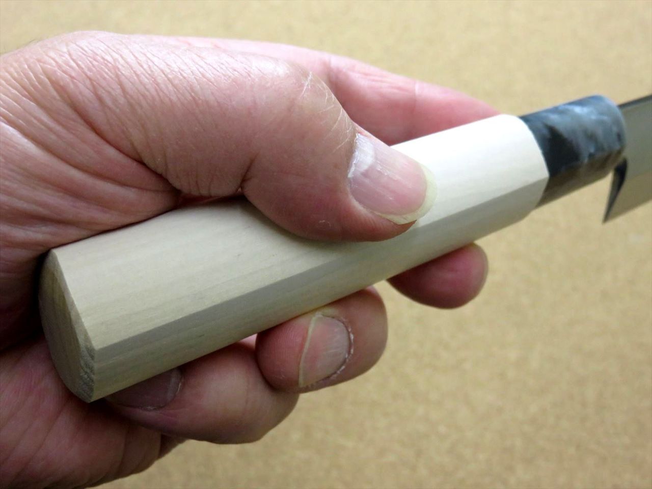 Japanese Kitchen Sashimi Yanagiba Knife 210mm 8.3 inch Right handed SEKI JAPAN