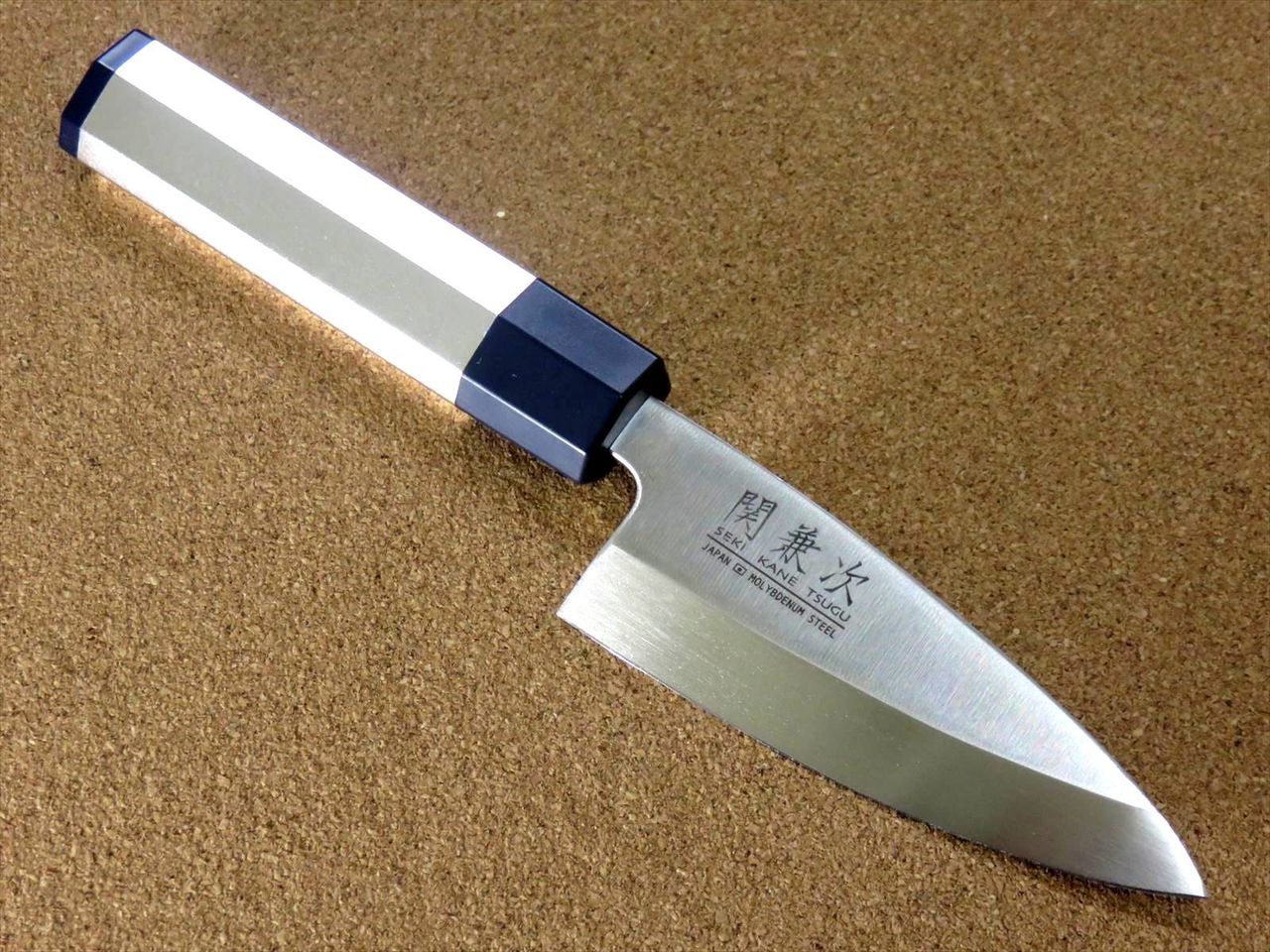 Japanese Kitchen Deba Knife 4.1 inch Aluminum Handle Single edged SEKI JAPAN