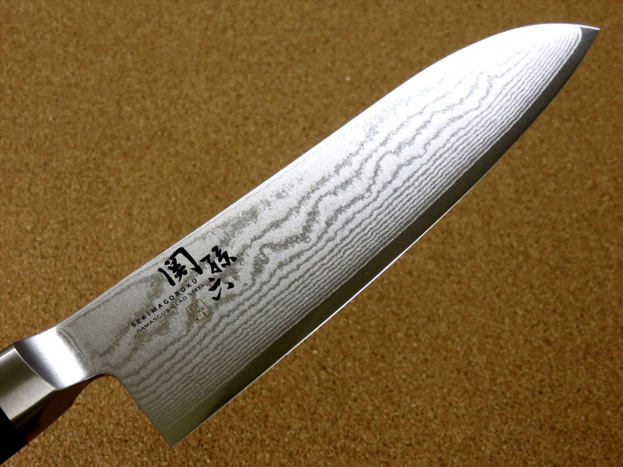 Japanese KAI MAGOROKU Kitchen Santoku Knife 165mm 6 1/2 in Damascus steel JAPAN