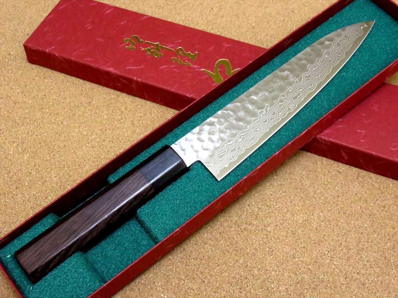 Japanese Kitchen Gyuto Chef's Knife 180mm 7.1 inch Damascus 45 Layers SEKI JAPAN