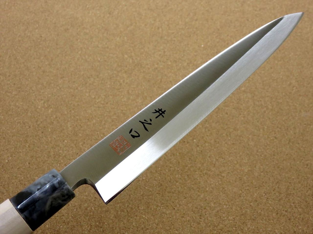 Japanese Kitchen Sashimi Yanagiba Knife 210mm 8.3 inch Right handed SEKI JAPAN