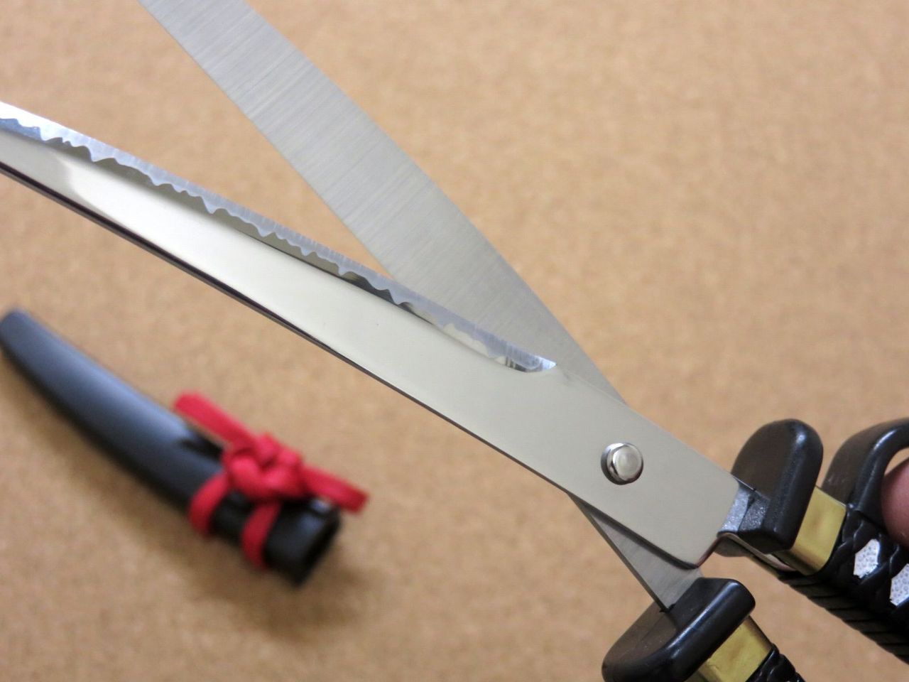 Japanese NIKKEN Samurai Design Paper Scissors Black Right handed SEKI JAPAN