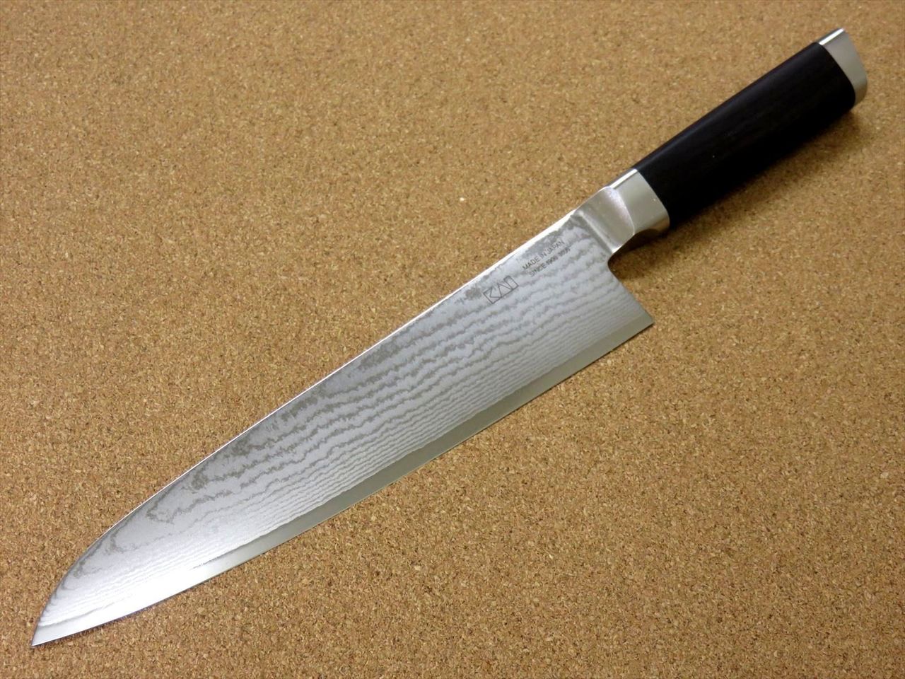 Japanese KAI MAGOROKU Kitchen Gyuto Chef's Knife 210mm 8 in Damascus steel JAPAN