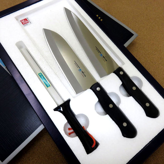 Japanese TS madam Gift set Kitchen Knives Chef's Santoku & Whetstone SEKI JAPAN