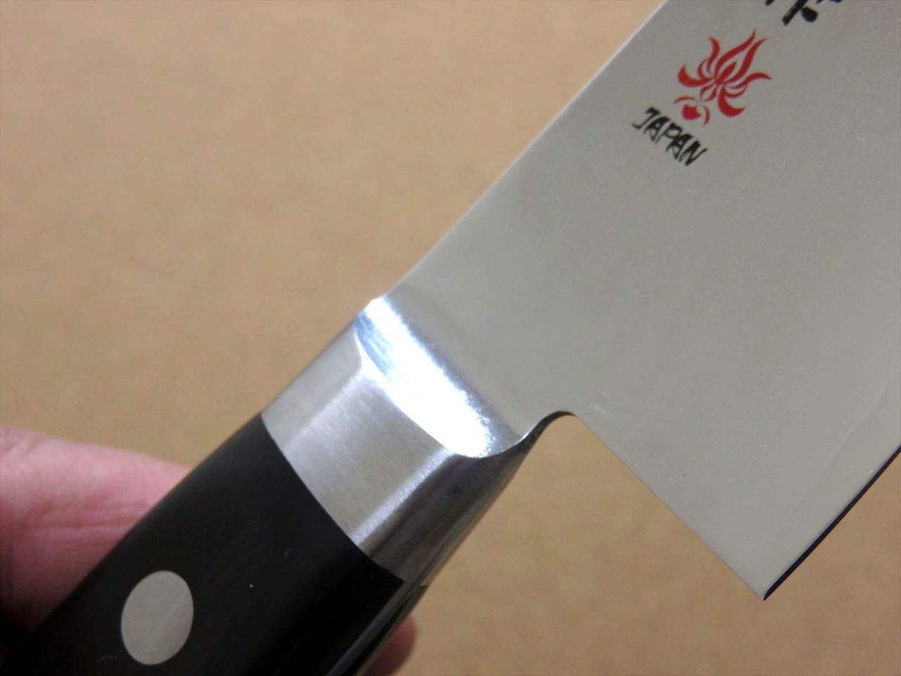 Japanese Kanetsune Kitchen Santoku Knife 180mm 7.1 inch VG10 Damascus SEKI JAPAN