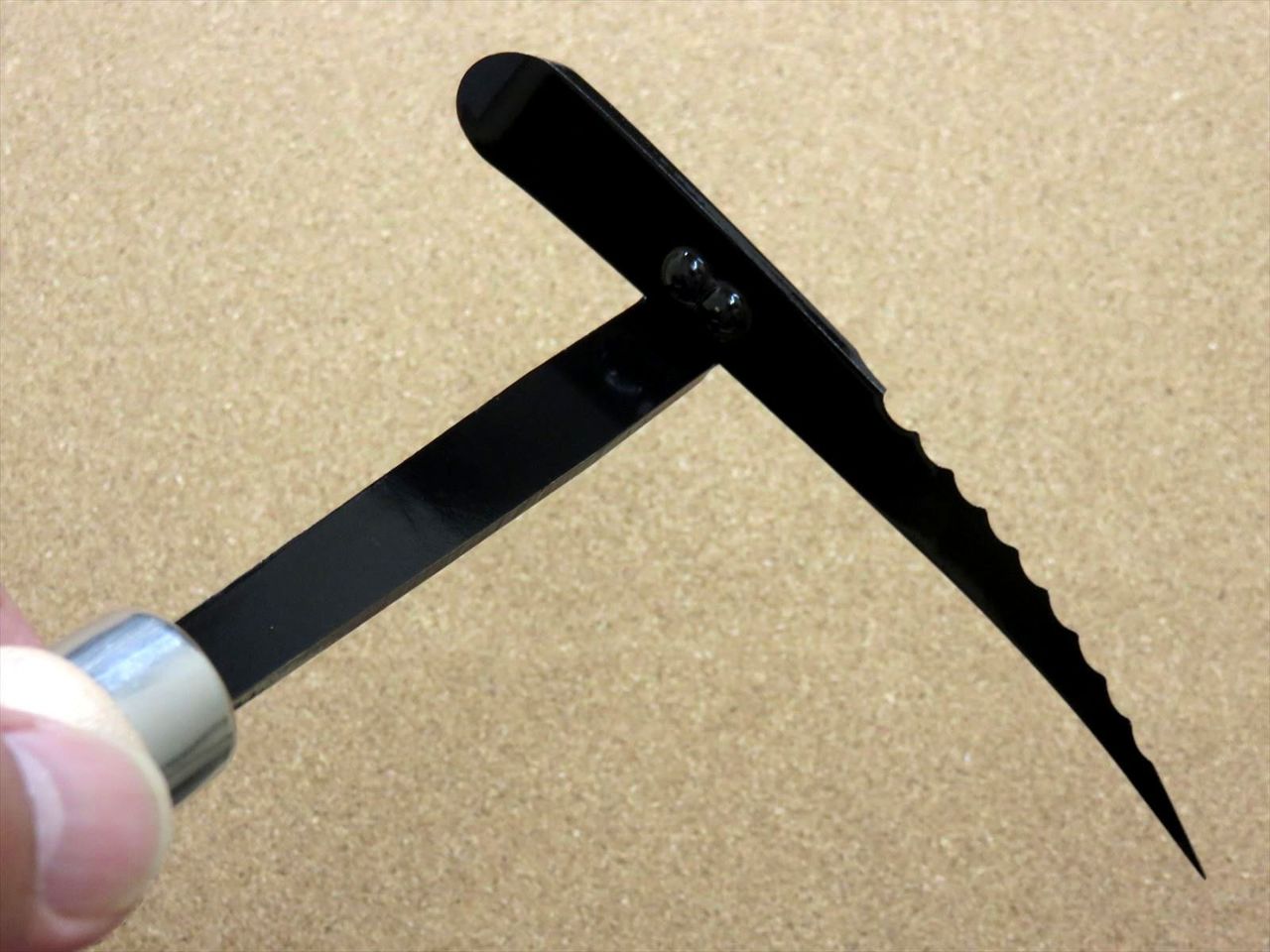 Japanese T-type Weeding Sickle Weed Out Grass Garden Tool Made in SEKI JAPAN