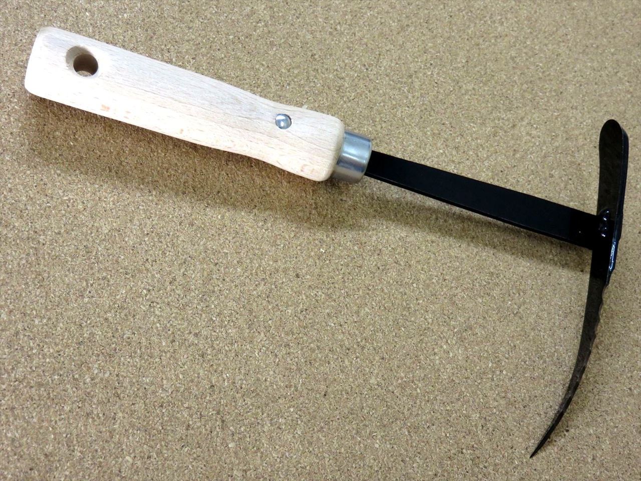 Japanese T-type Weeding Sickle Weed Out Grass Garden Tool Made in SEKI JAPAN