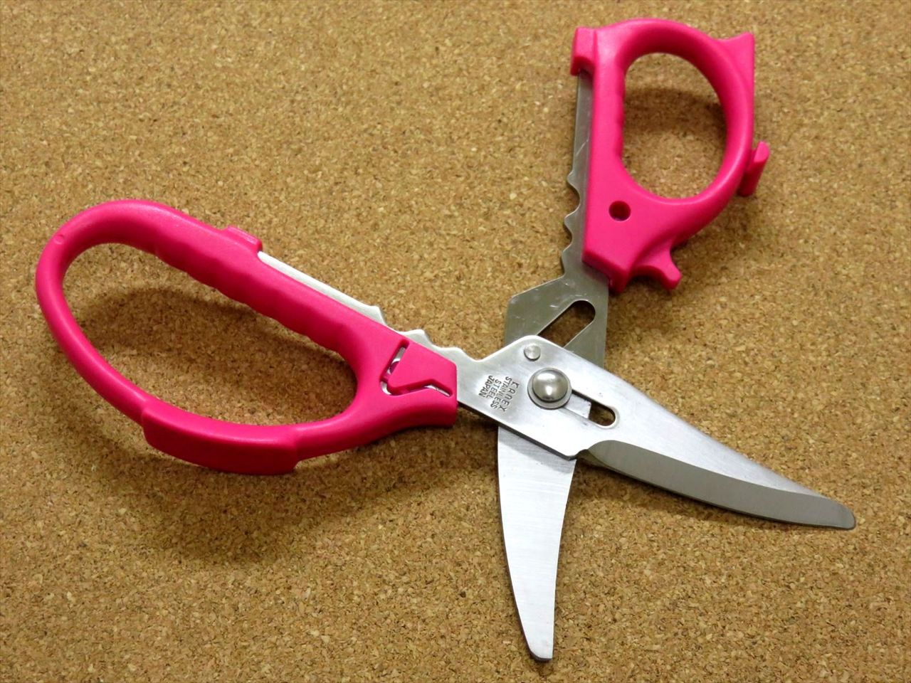 Japanese KANEX Pruning Shears Flower Gardening Floral Scissors Pink SEKI JAPAN