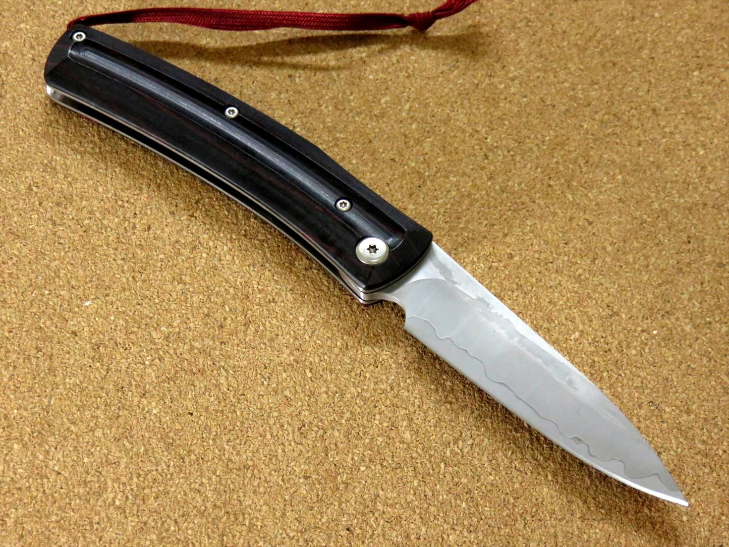 Japanese MCUSTA MC-019 FRICTION FOLDER Folding Knife VG-10 Red Black SEKI JAPAN