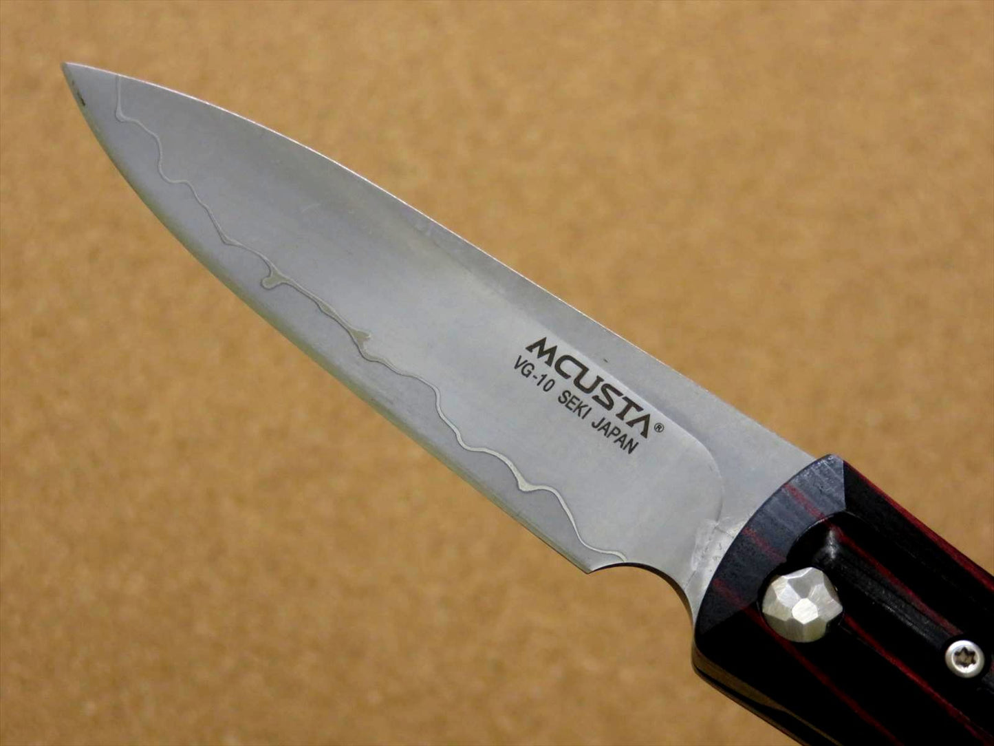 Japanese MCUSTA MC-019 FRICTION FOLDER Folding Knife VG-10 Red Black SEKI JAPAN