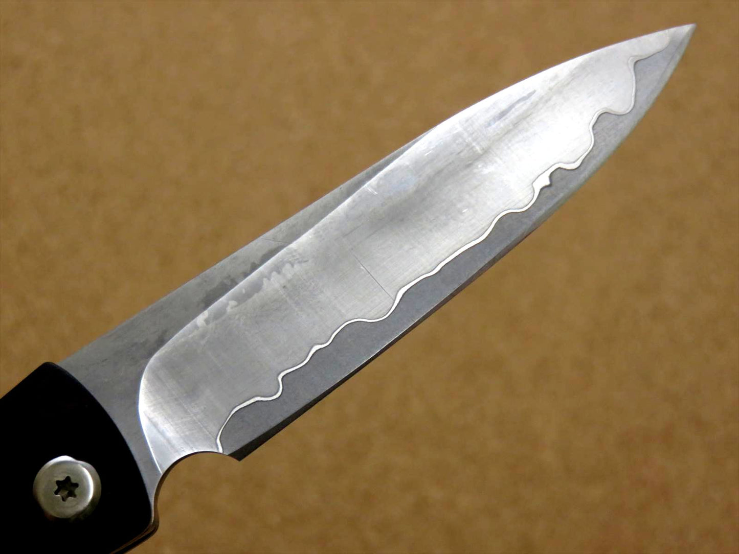 Japanese MCUSTA MC-019 FRICTION FOLDER Folding Knife VG-10 Red Black SEKI JAPAN