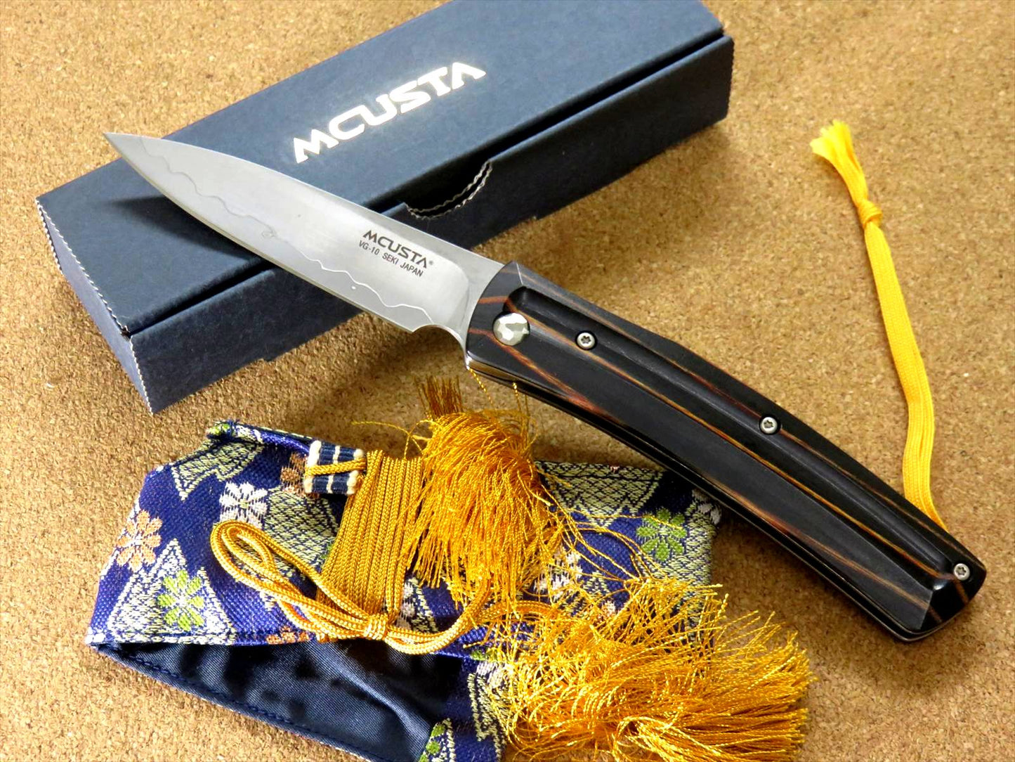 Japanese MCUSTA MC-019 FRICTION FOLDER Folding Knife VG-10 Yellow Black JAPAN