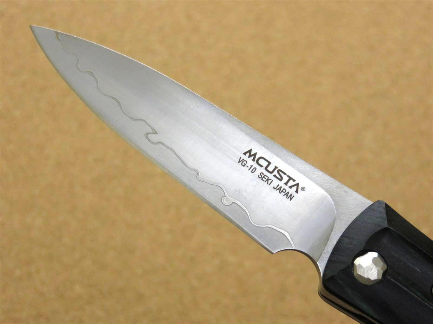 Japanese MCUSTA MC-019 FRICTION FOLDER Folding Knife VG-10 Green Black JAPAN