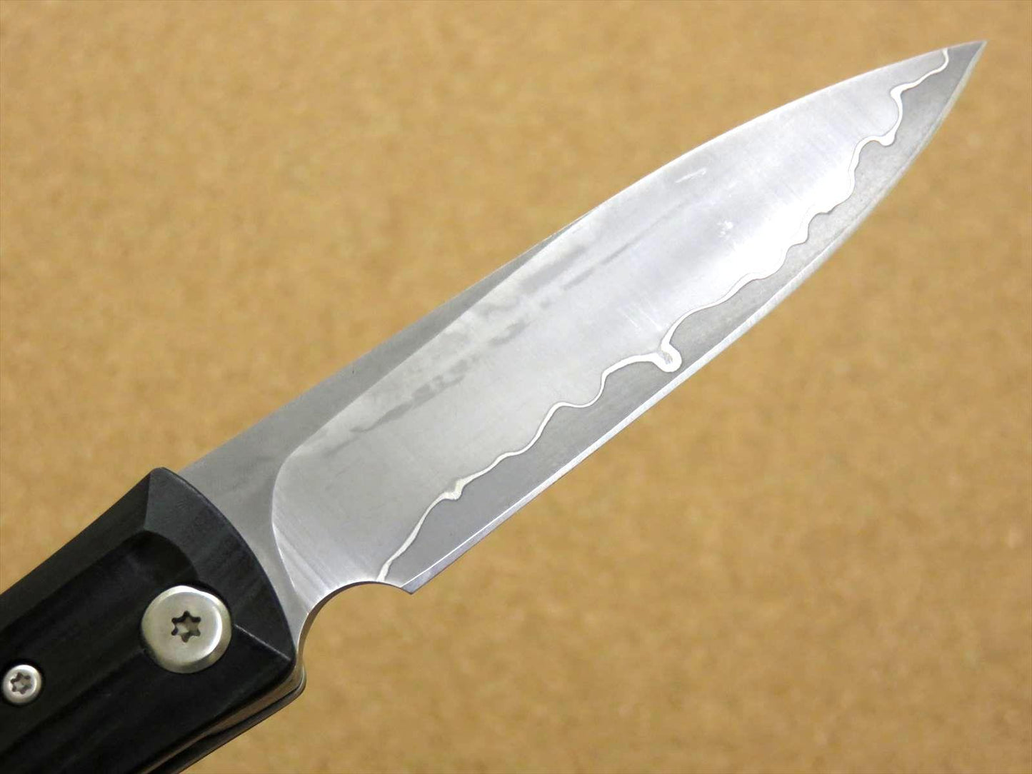 Japanese MCUSTA MC-019 FRICTION FOLDER Folding Knife VG-10 Green Black JAPAN