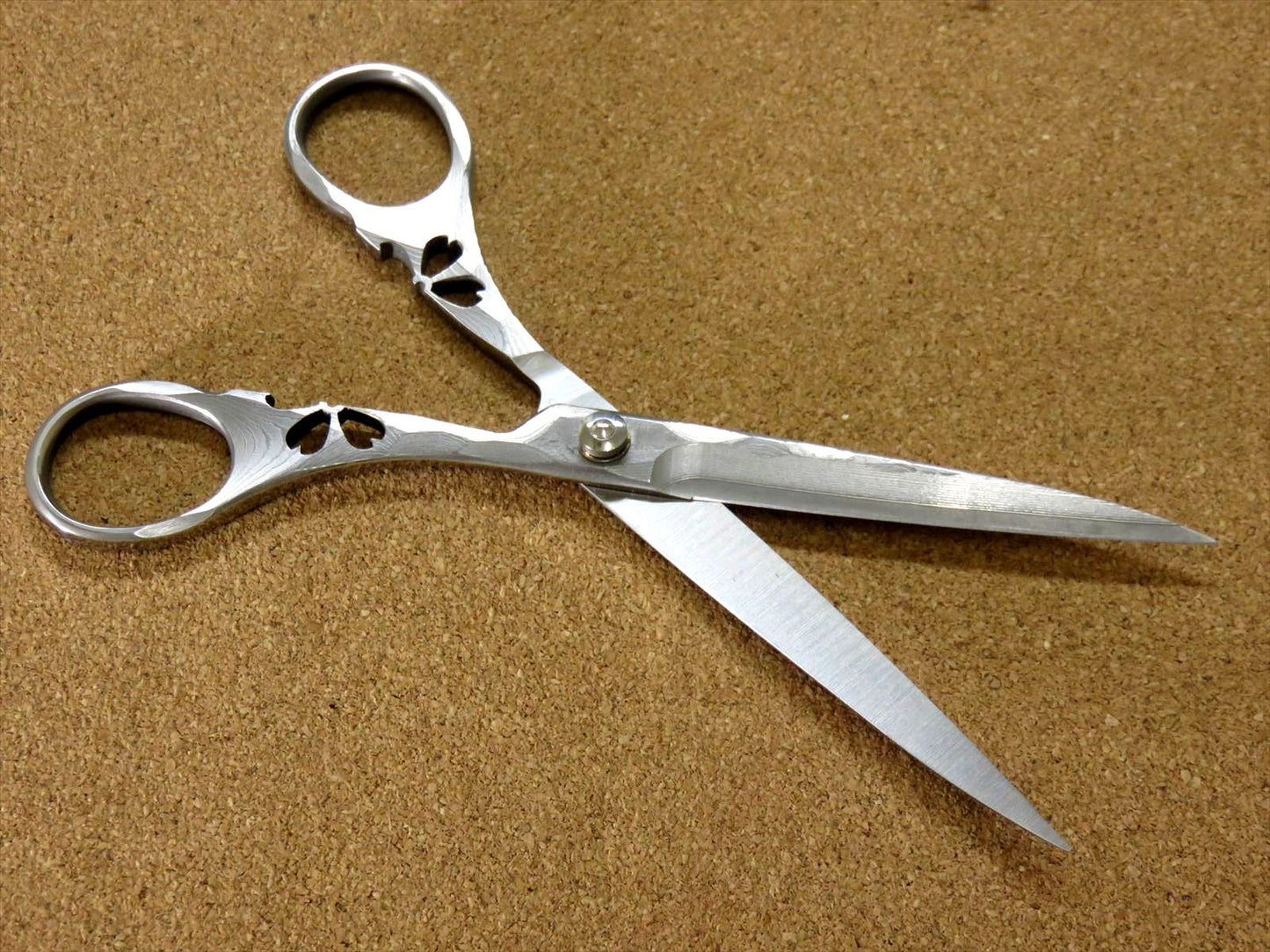 Japanese Cutlery MCUSTA Sakura Damascus Scissors 32 Layers VG-10 Blade JAPAN