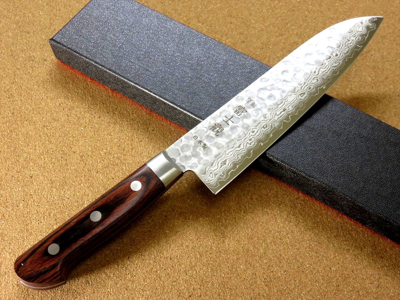 Japanese FUJIMI Kitchen Santoku Knife 7" Hammer Forged VG-10 Damascus From JAPAN