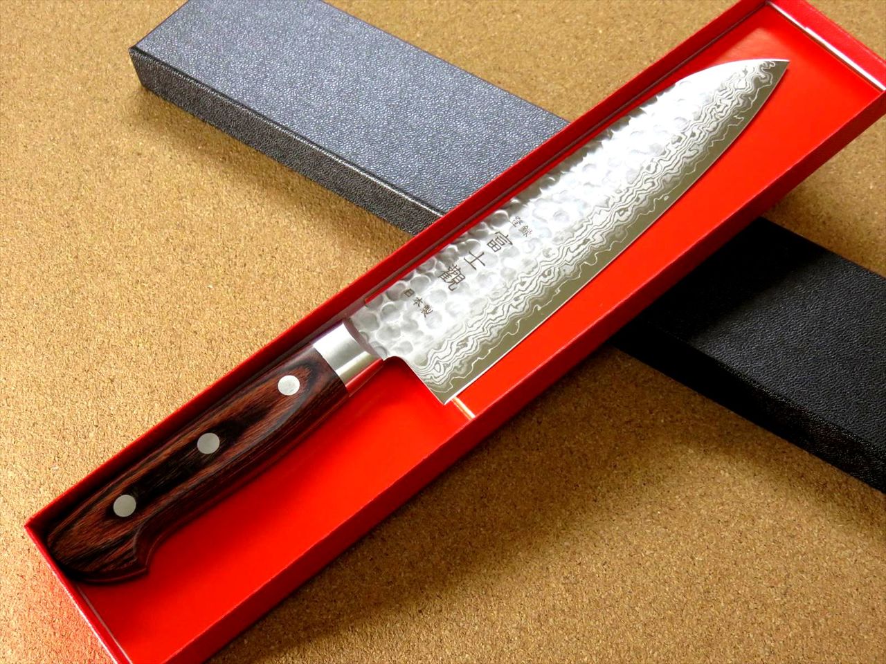 Japanese FUJIMI Kitchen Santoku Knife 7" Hammer Forged VG-10 Damascus From JAPAN