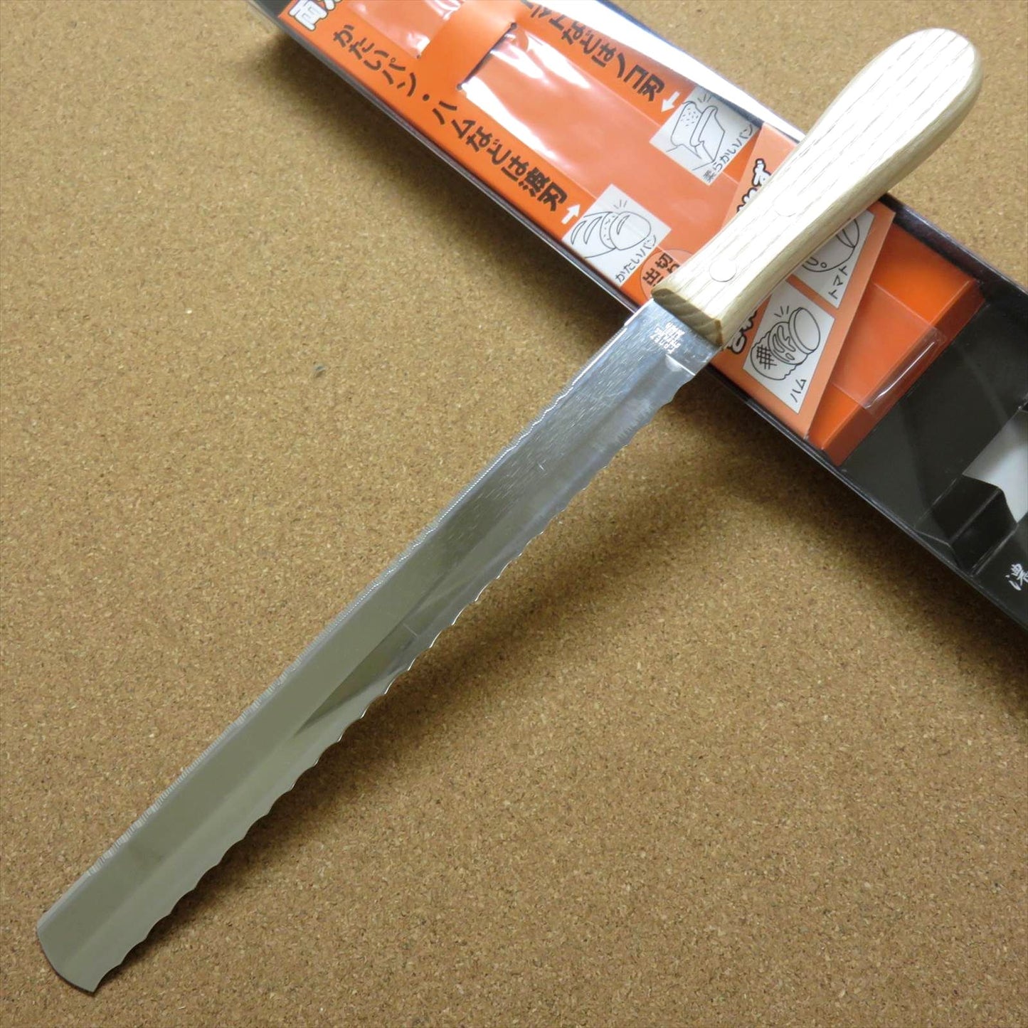 Japanese Kitchen Bread Tomato Knife 8.7 inch Serrated & Wave Double edged JAPAN