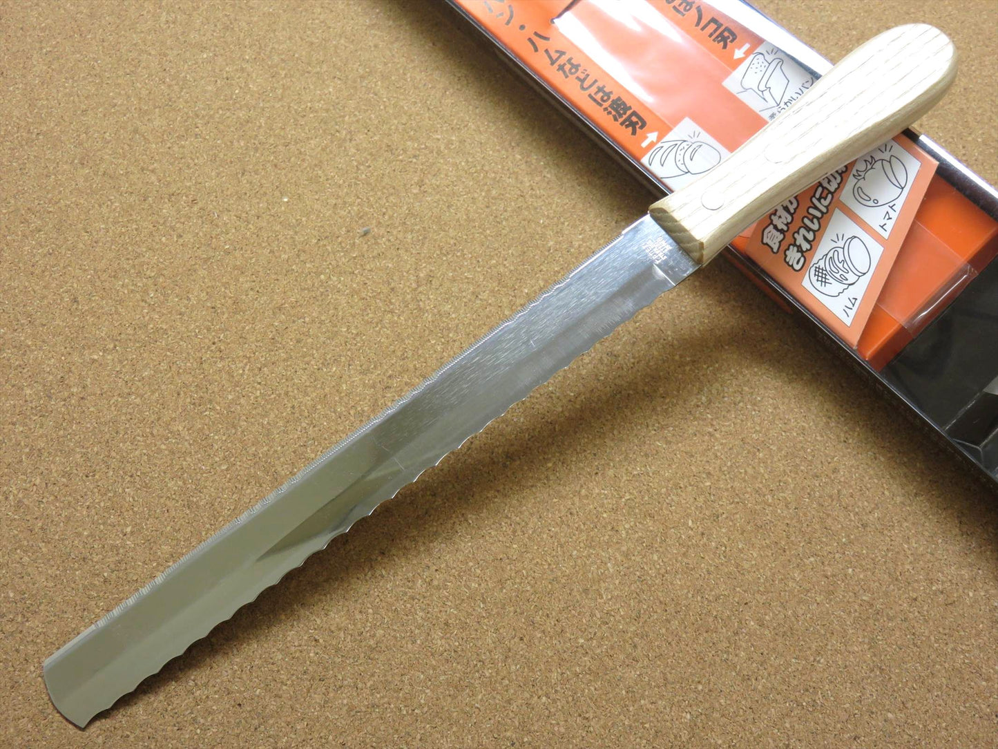 Japanese Kitchen Bread Tomato Knife 8.7 inch Serrated & Wave Double edged JAPAN