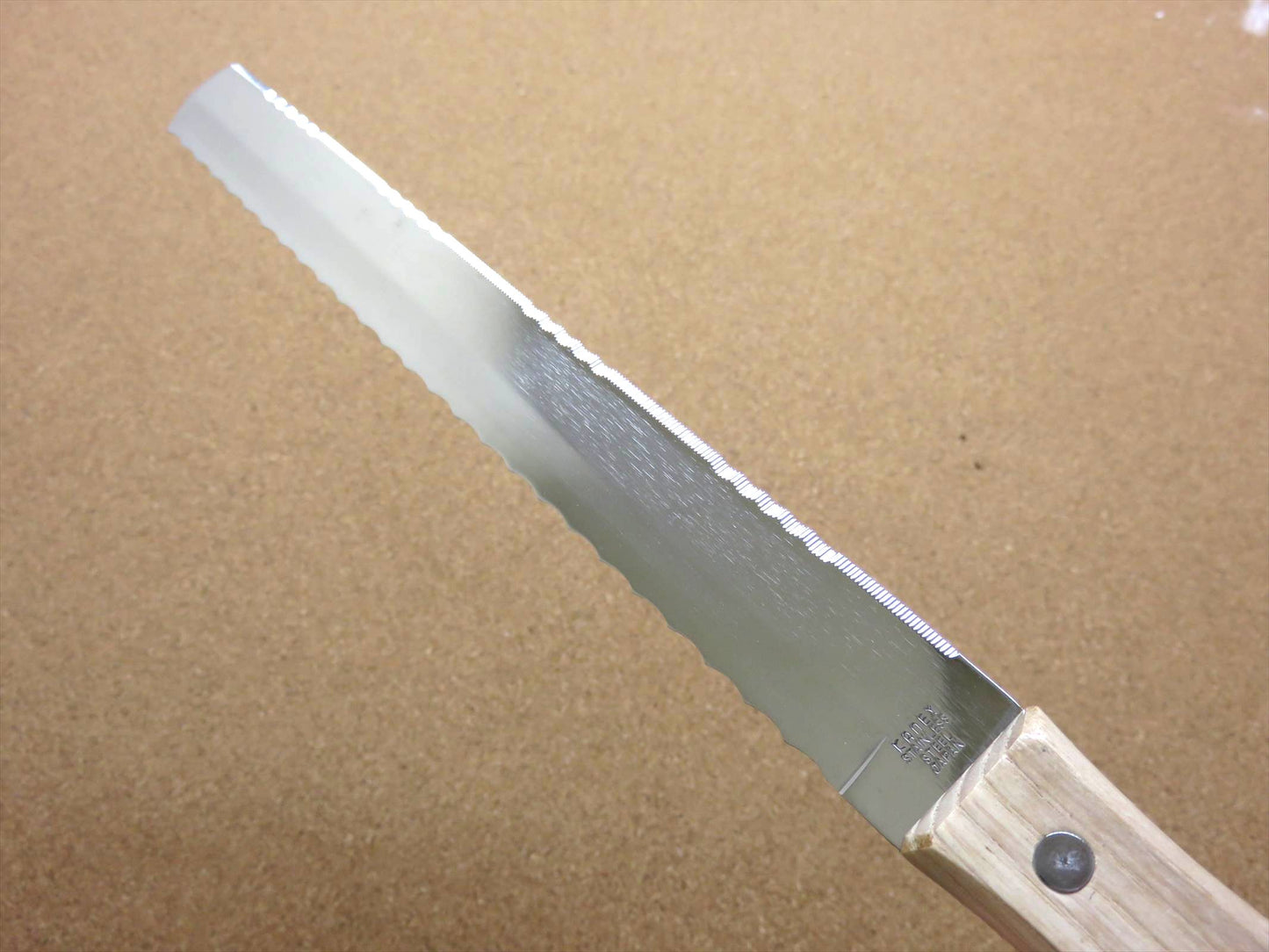 Japanese Kitchen Bread Tomato Knife 8.7 inch Serrated & Wave Double edged JAPAN