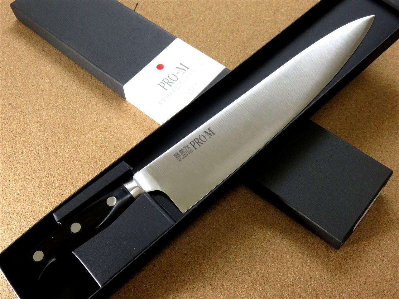 Japanese PRO-M Kitchen Gyuto Chef's Knife 10.6 inch Meat Fish cutting SEKI JAPAN